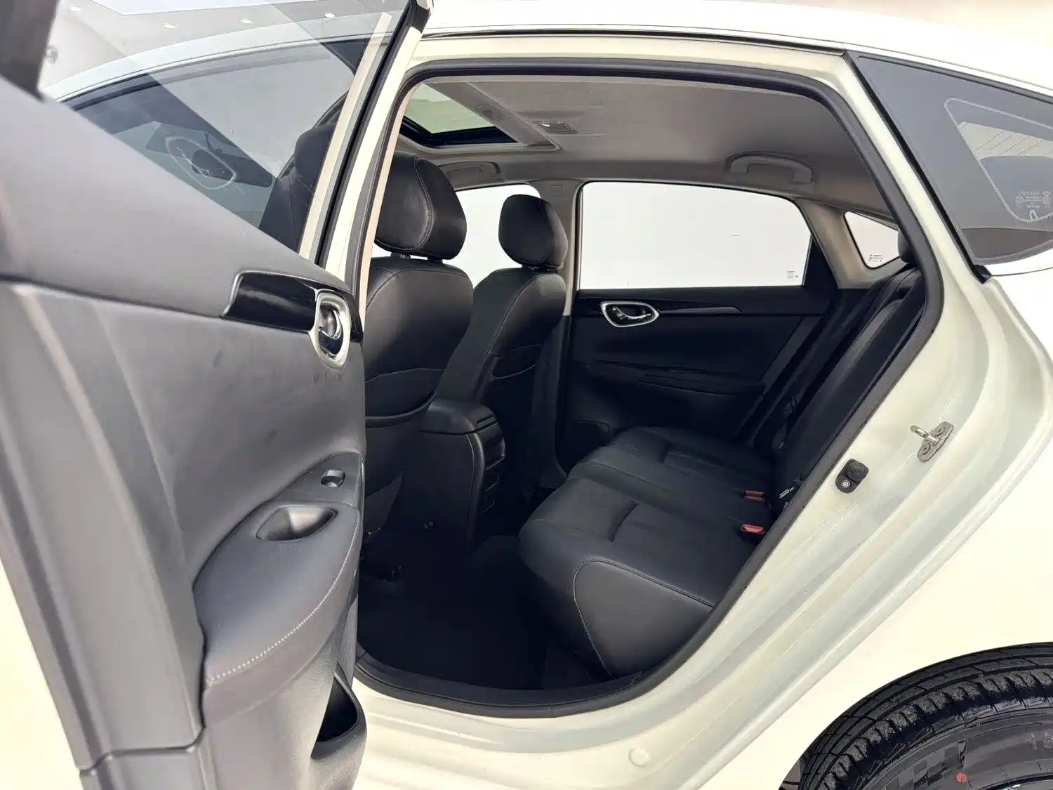 Фото 6 - Nissan Sylphy