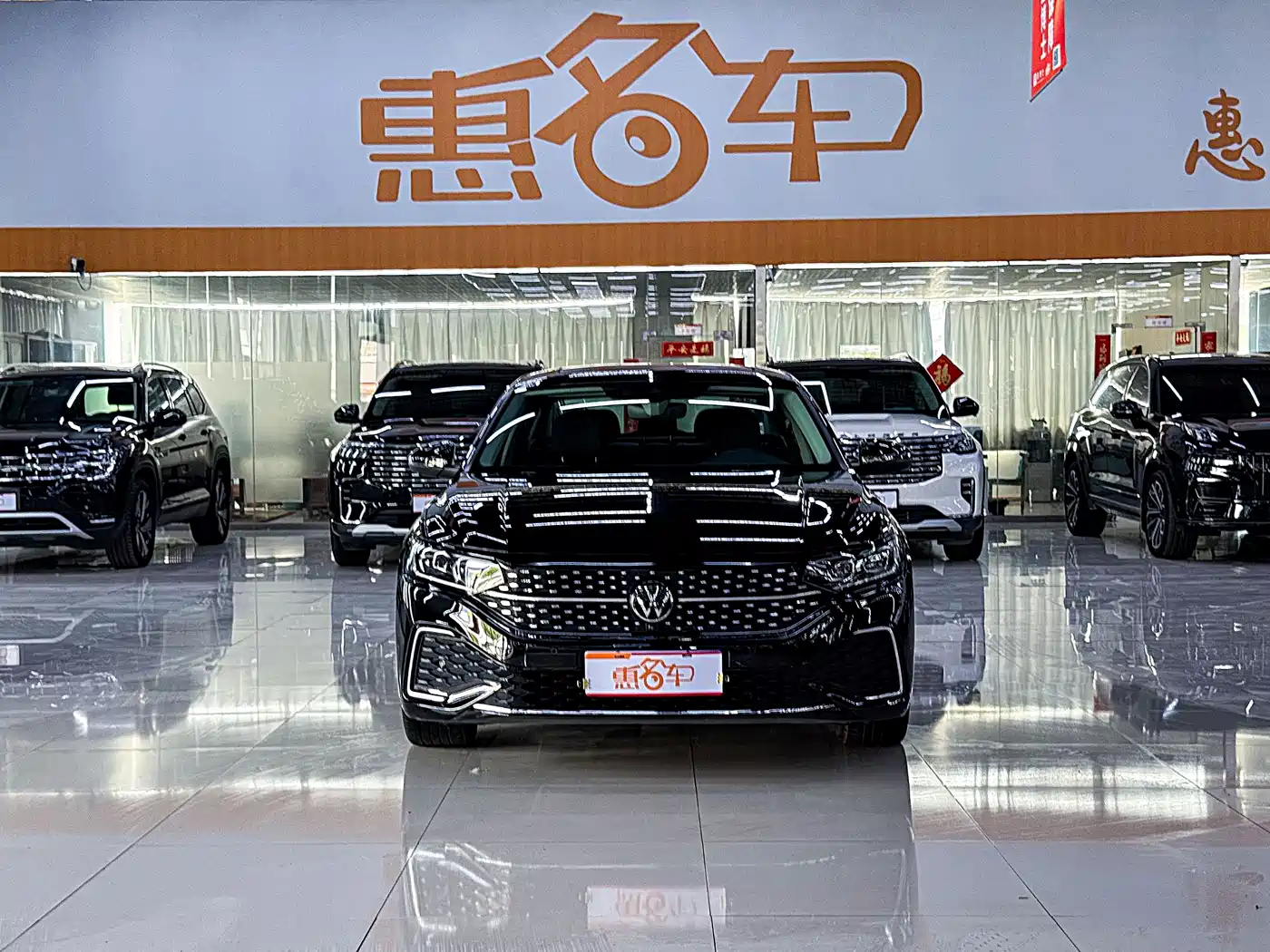 Volkswagen Passat 2024 380TSI Starlight Dragon Glory Edition фото 3