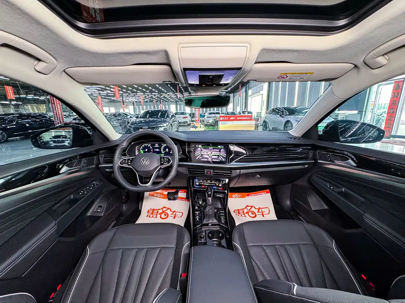 Volkswagen Passat 2024 380TSI Starlight Dragon Glory Edition фото 9
