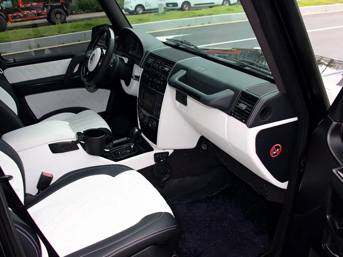 Mercedes-Benz G-Class 2011 2010 G 500