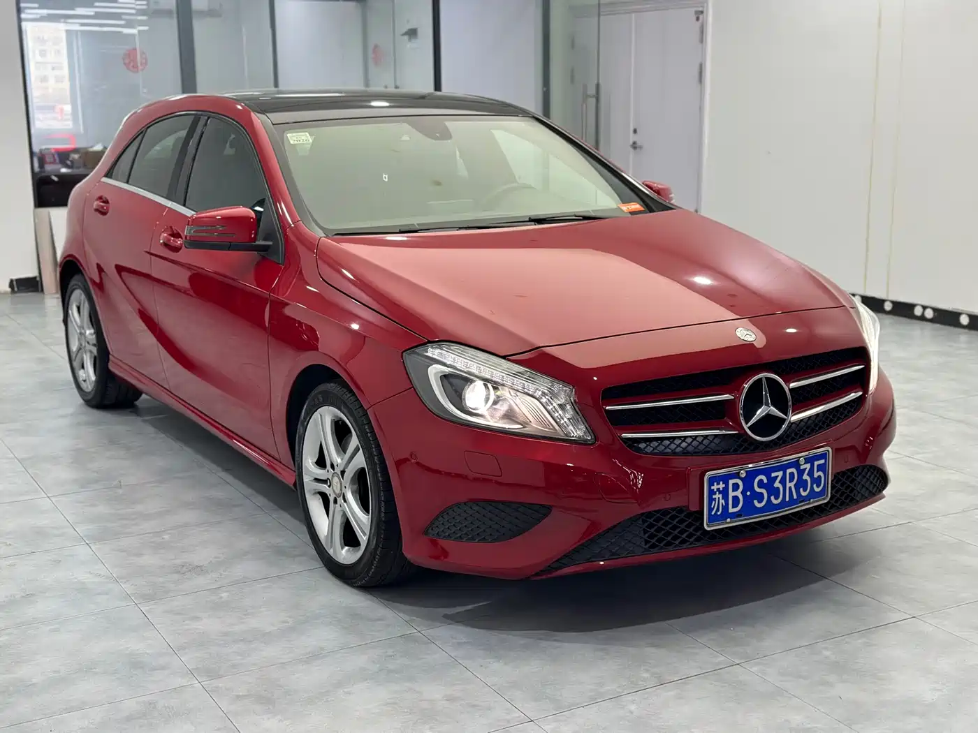 Mercedes-Benz A-Class (Import) 2016 A 180 фото 3
