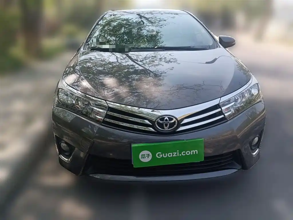 Toyota Corolla 2014 1.6L CVT GL фото 3