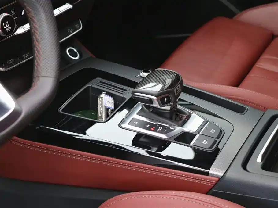 Audi Q5L 2023 45T Luxury Dynamic фото 16