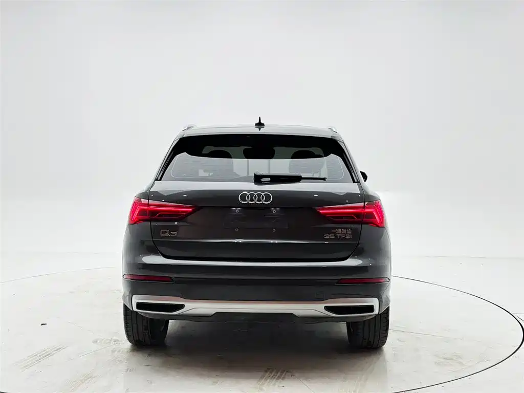 Audi Q3 2022 35 TFSI Fashion Elegance фото 5