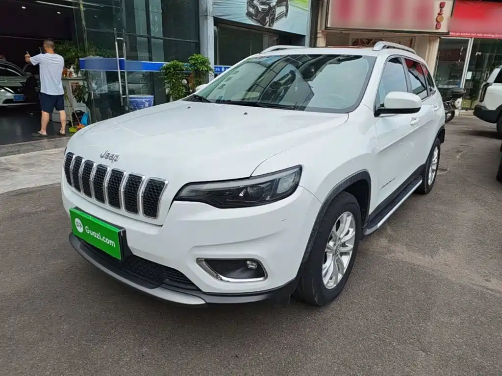 Jeep Cherokee 2019 2.0L 2WD Deluxe Edition China V