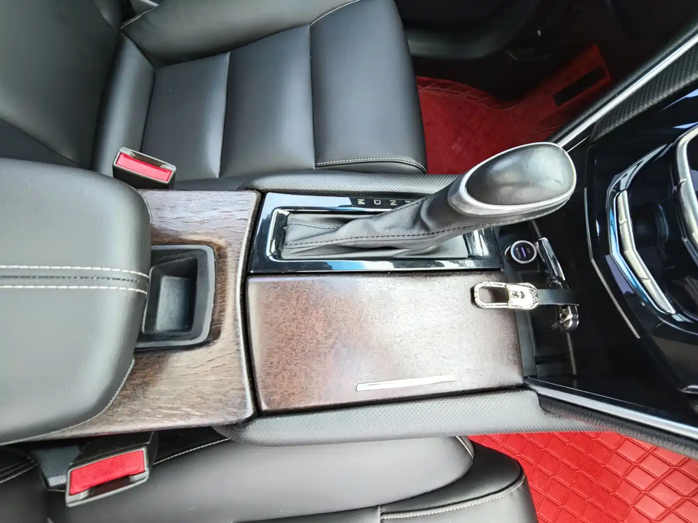 Cadillac XTS 2018 28T Technology фото 15