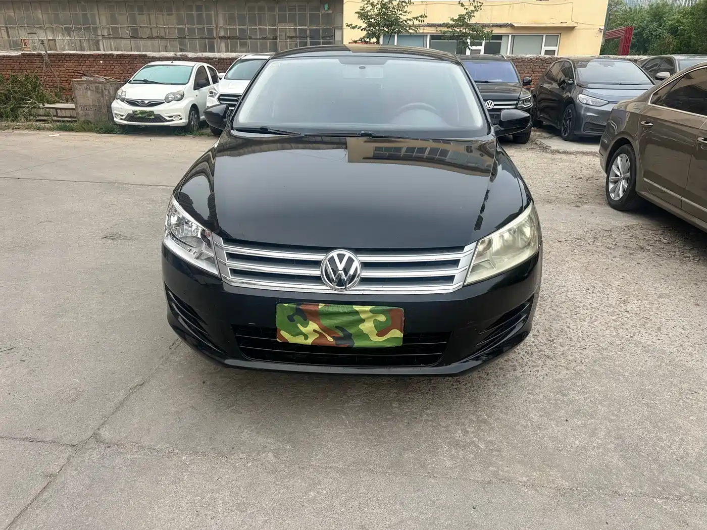 Volkswagen Santana 2015 1.6L Manual Trend Edition фото 2