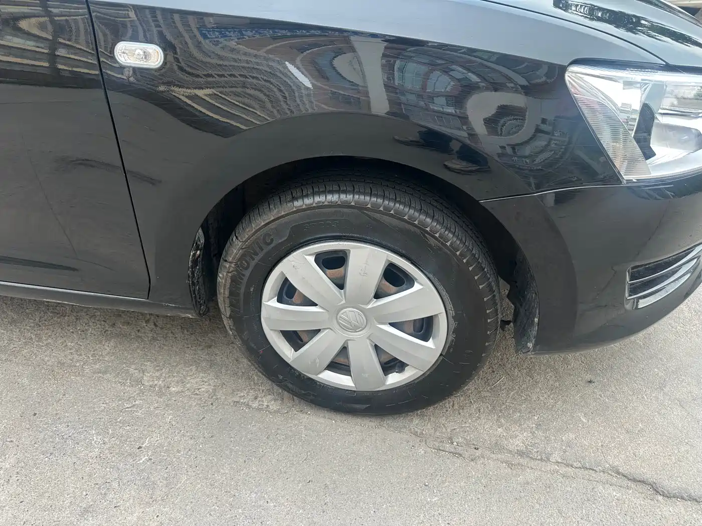 Volkswagen Santana 2015 1.6L Manual Trend Edition фото 15