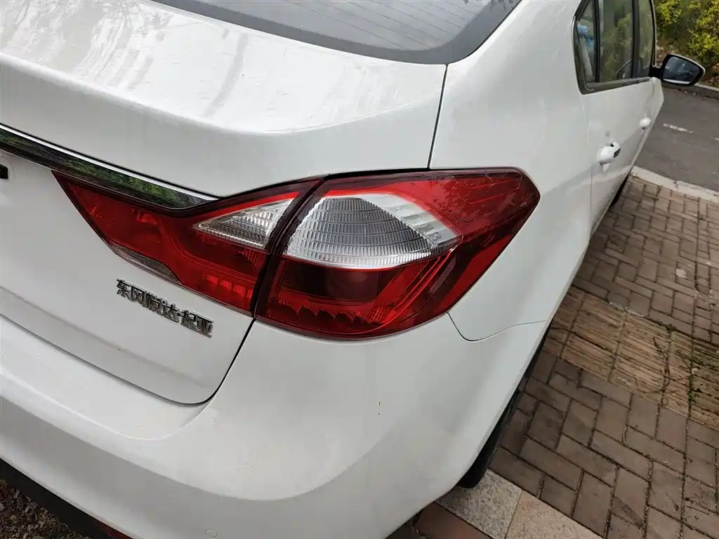 Kia K3 2017 1.6L Automatic 15th Anniversary Special GLS фото 8