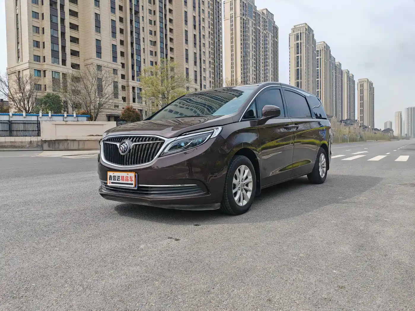 Buick GL8 2017 ES 28T Premium China V