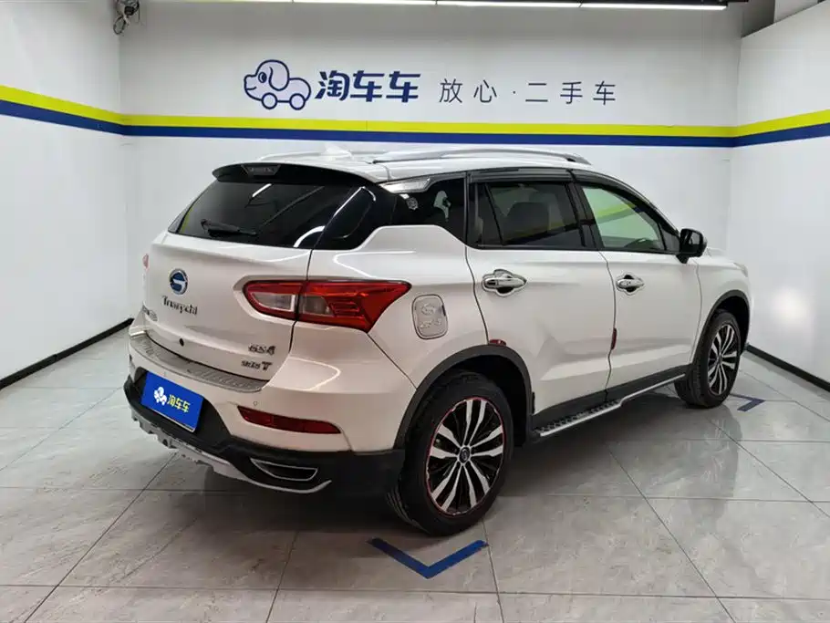 GAC Trumpchi Trumpchi GS4 2017 235T Automatic 2WD Luxury Smart Connected Edition фото 3