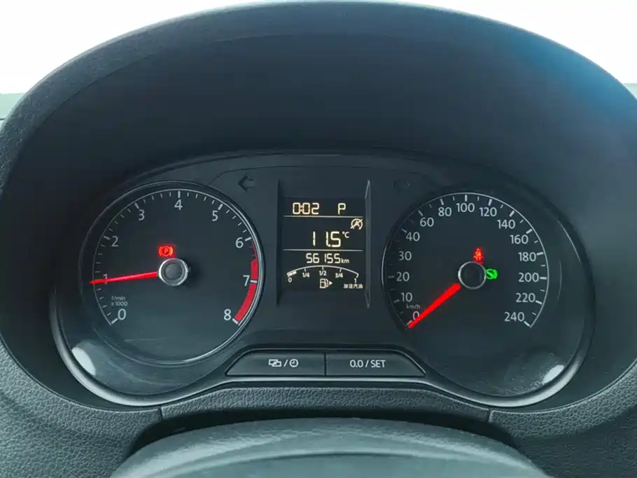 Volkswagen Polo 2018 1.5L Auto Safe Drive фото 14