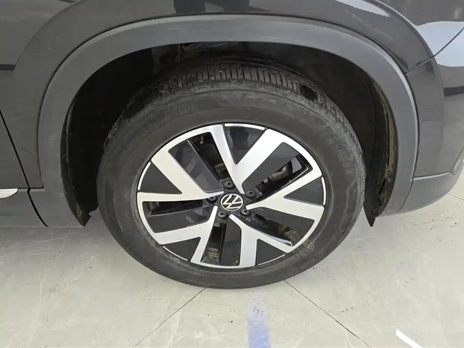 Volkswagen Tayron 2024 330TSI 2WD Luxury Plus Advanced фото 6