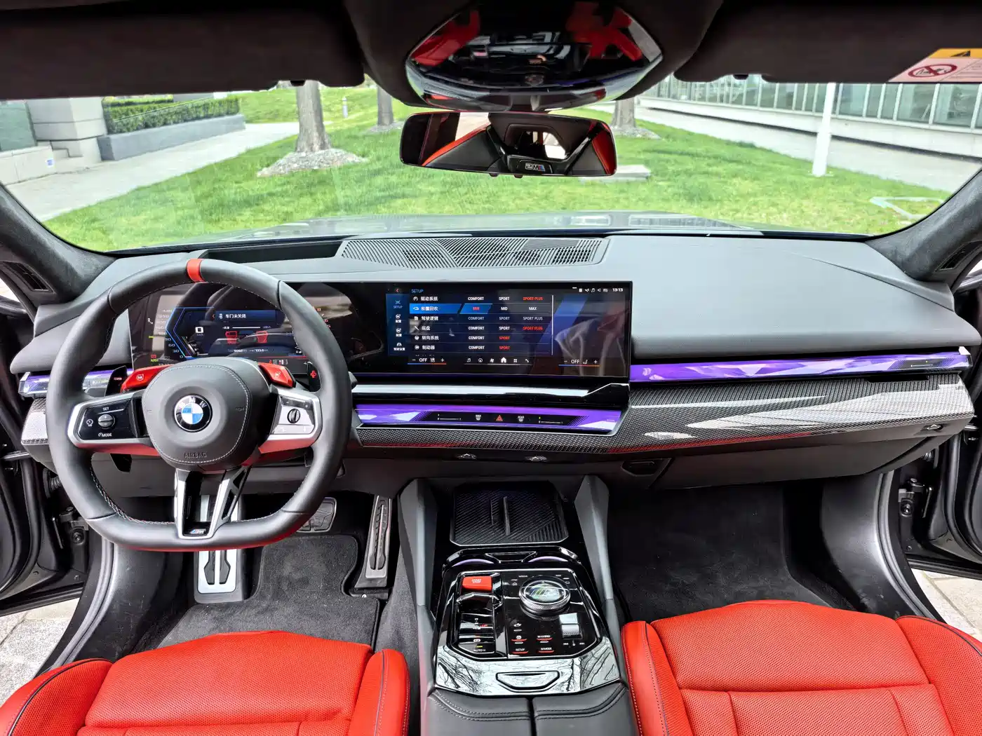 BMW M5 New Energy 2025 M5 фото 19