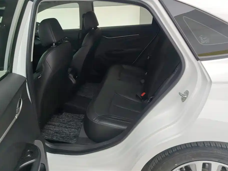 Buick Excelle 2021 1.3T Auto Mild Hybrid Elite фото 11