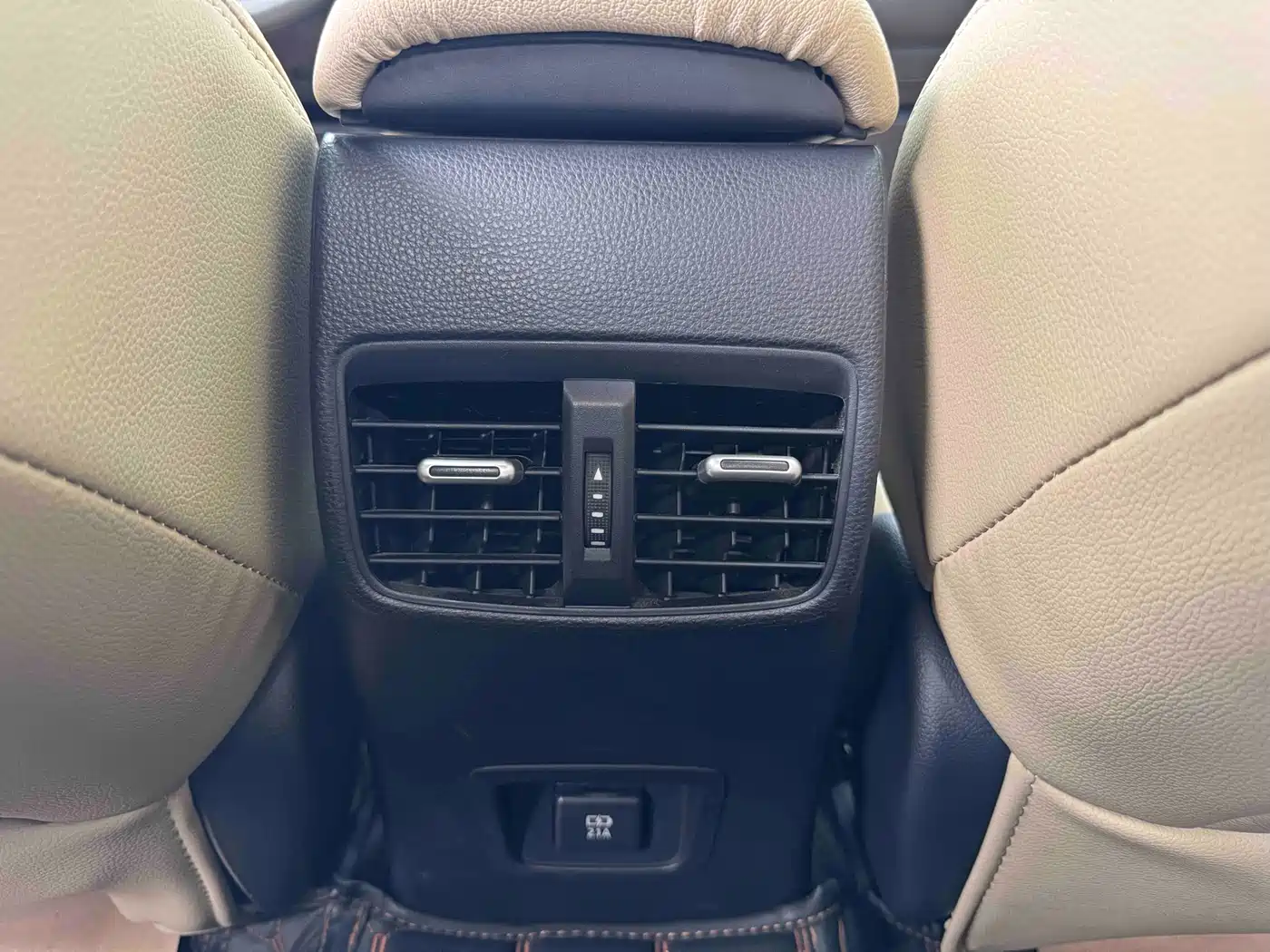 Toyota Levin 2021 Dual Engine 1.8H E-CVT Luxury Edition фото 8