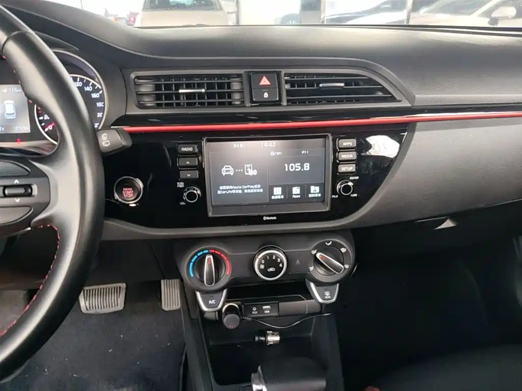Kia KX CROSS 2018 1.6L Automatic Smart Sunroof Edition фото 13
