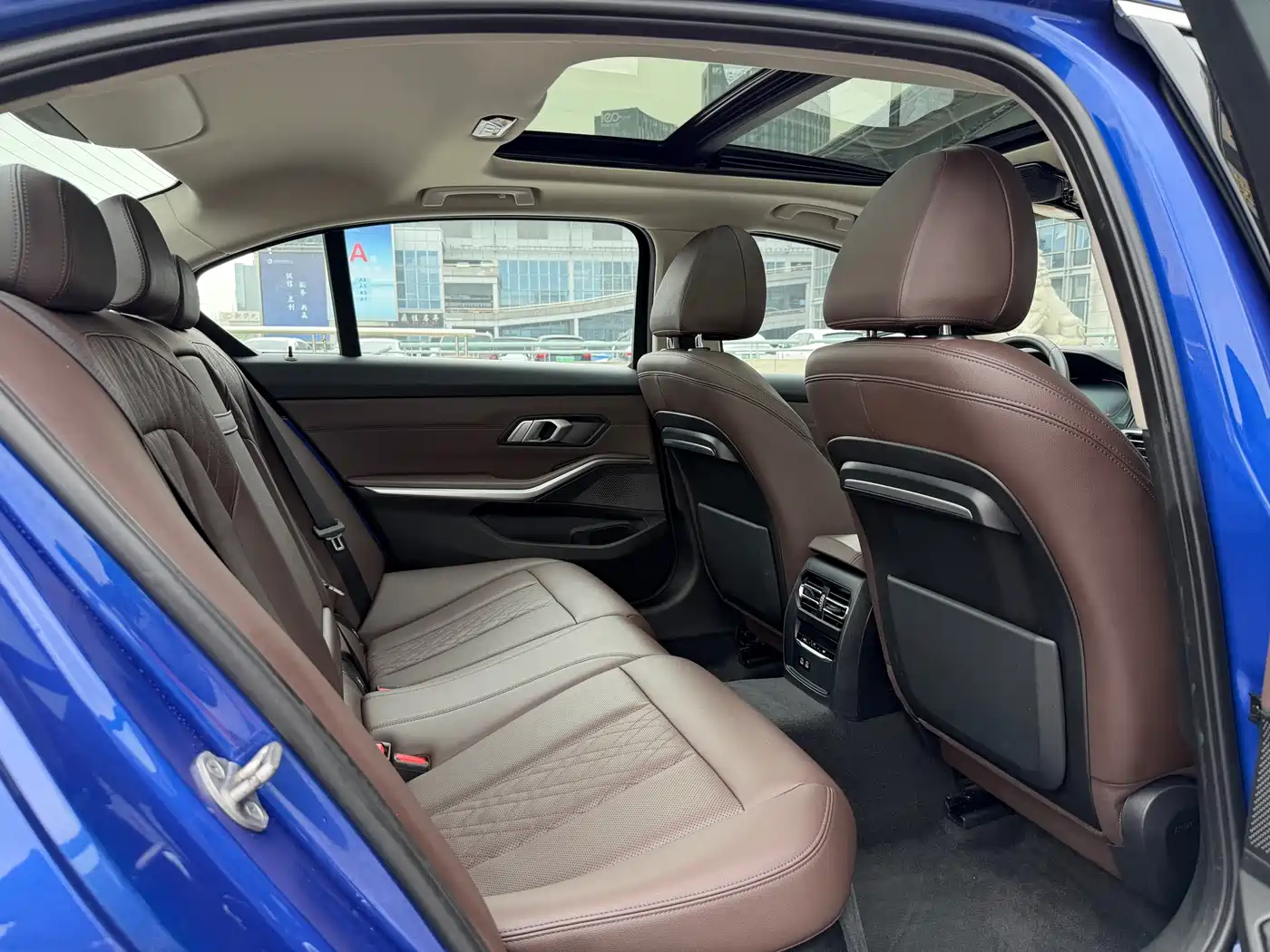 BMW 3 Series 2022 320Li M Sport Package фото 15