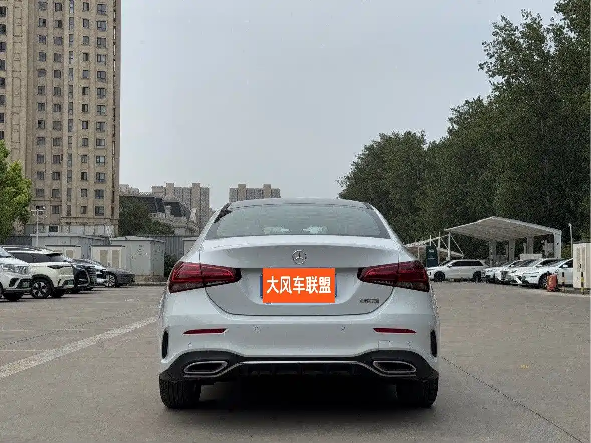 Mercedes-Benz A-Class 2022 Facelift A 180 L Sport Sedan фото 5