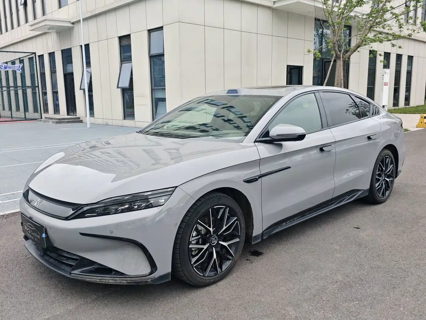 BYD Han 2025 DM-i Smart Driving Edition 125KM LiDAR Flagship