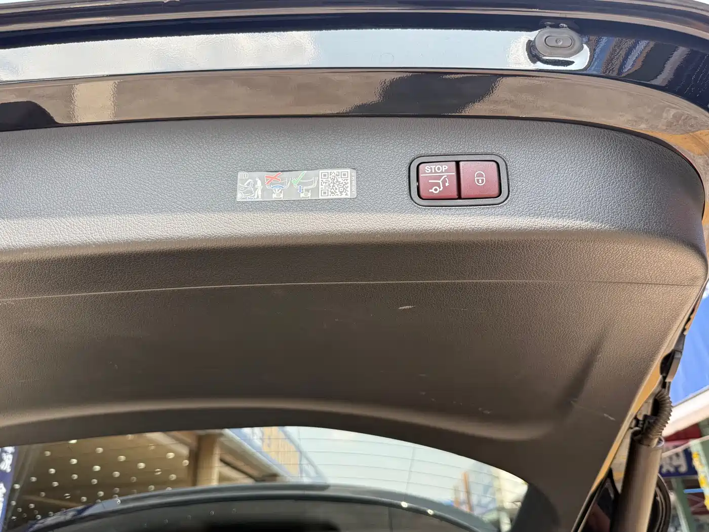 Mercedes-Benz GLC 2023 GLC 300 L 4MATIC Dynamic 7-Seater фото 17