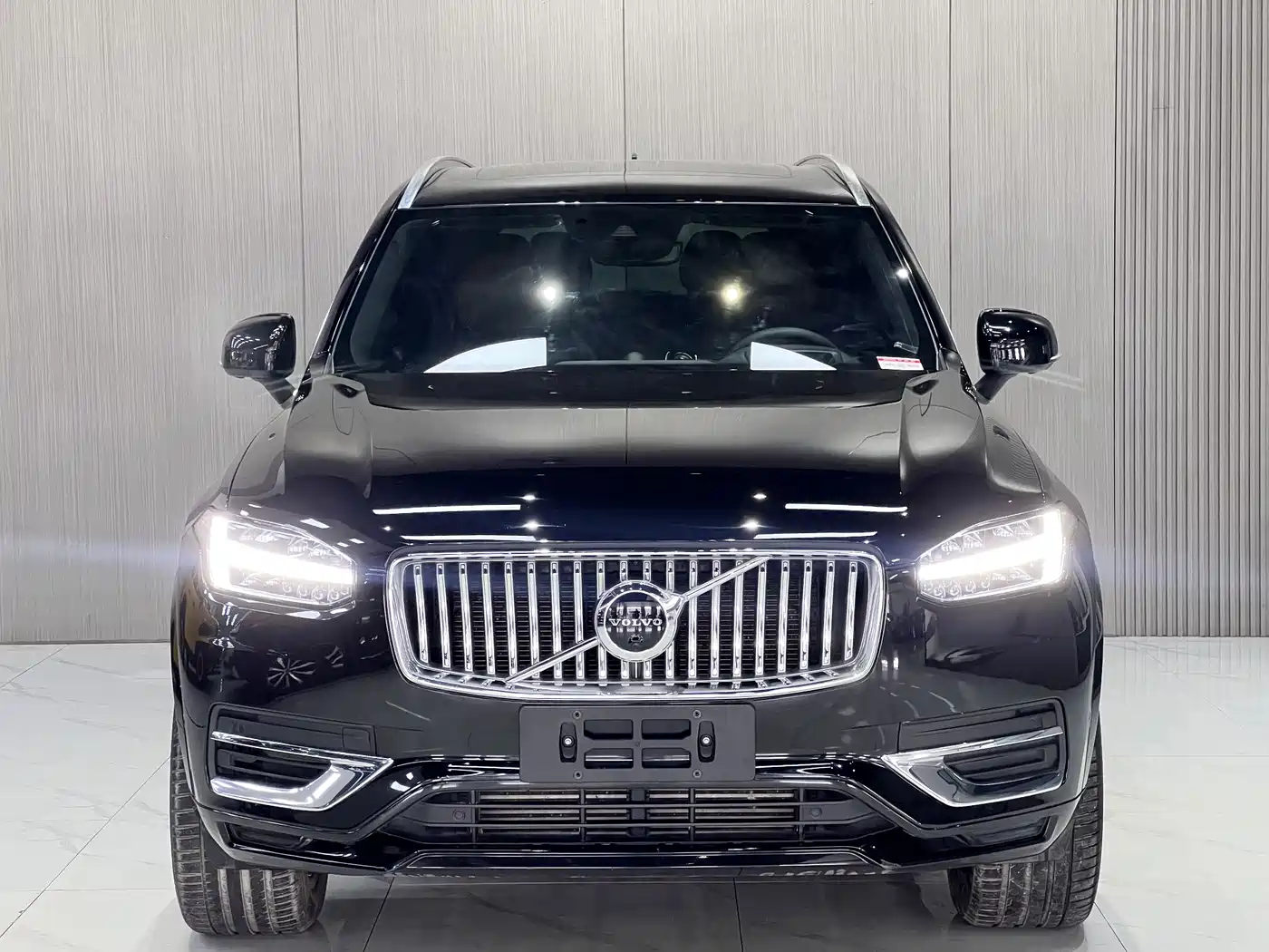 VOLVO XC90 PLUG-IN HYBRID