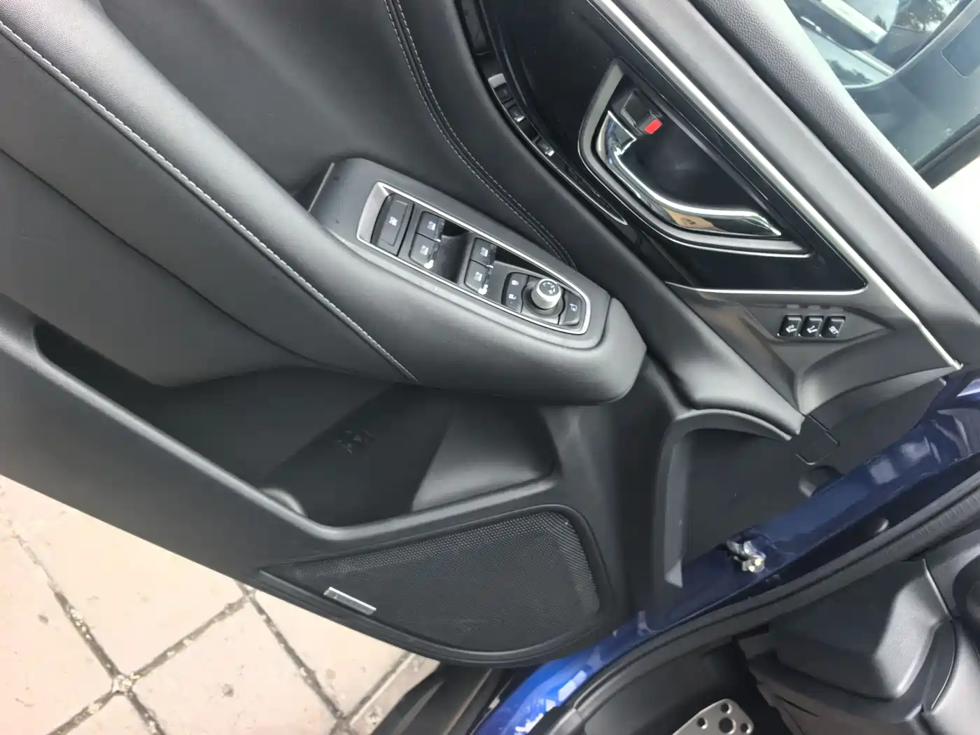 Subaru Outback 2022 2.5i Flagship Edition EyeSight фото 4