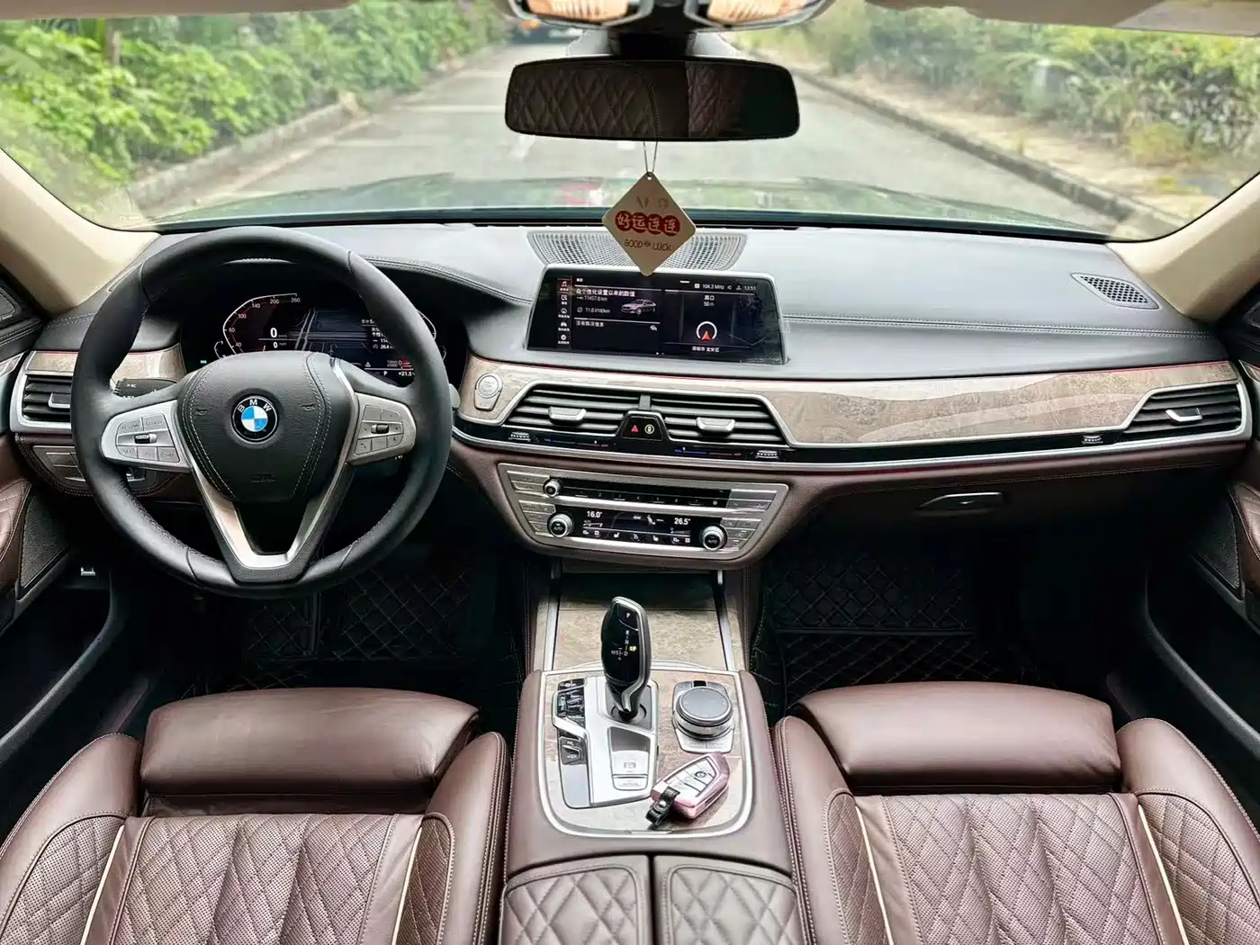 BMW 7 Series 2019 740Li Leading Luxury Package фото 7