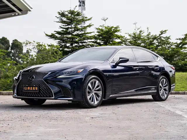 Lexus LS 2020 500h Excellence (China VI) — фото 1