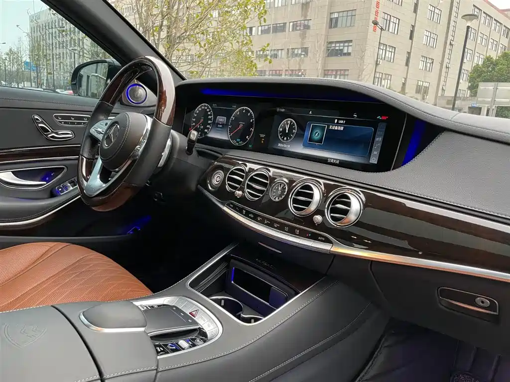 Mercedes-Benz Maybach S-Class 2020 S 450 4MATIC Collector's Edition фото 23