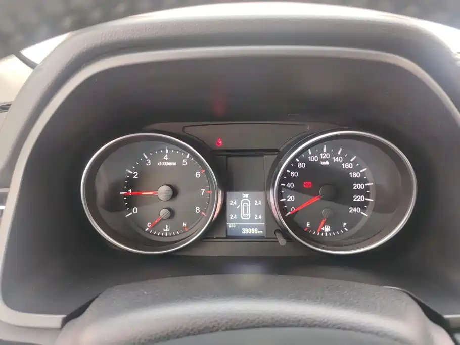 Фото 14 - Haval M6