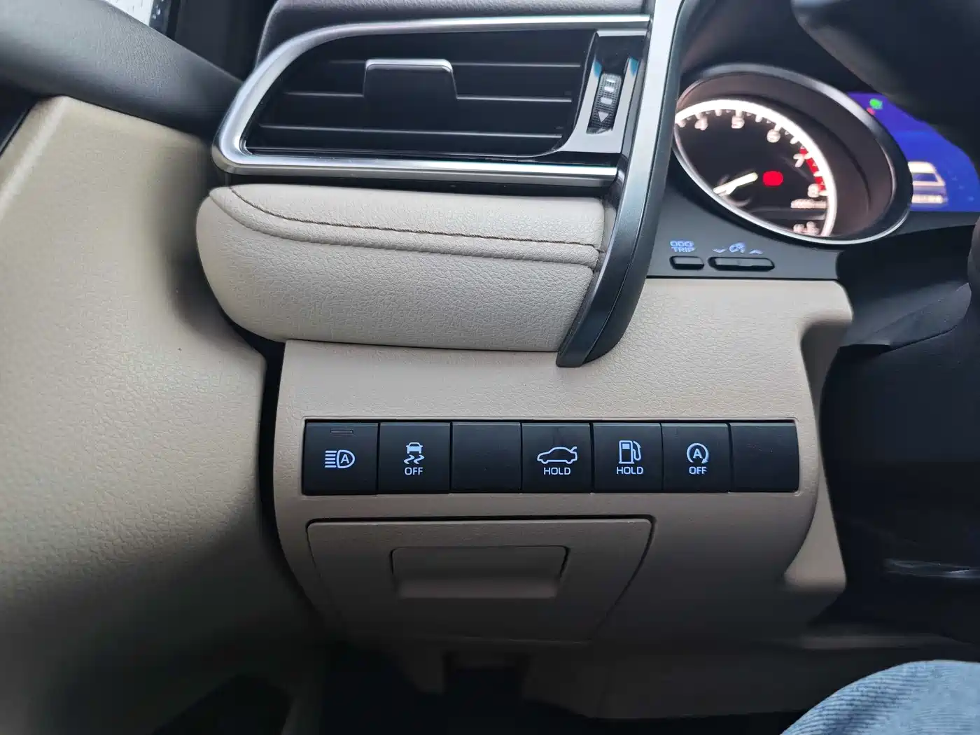 Toyota Camry 2019 Facelift 2.5G Luxury Edition фото 14