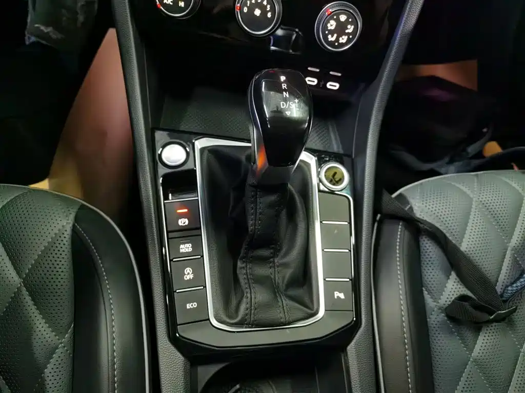 Volkswagen Sagitar 2023 280TSI DSG Beyond Lite фото 14