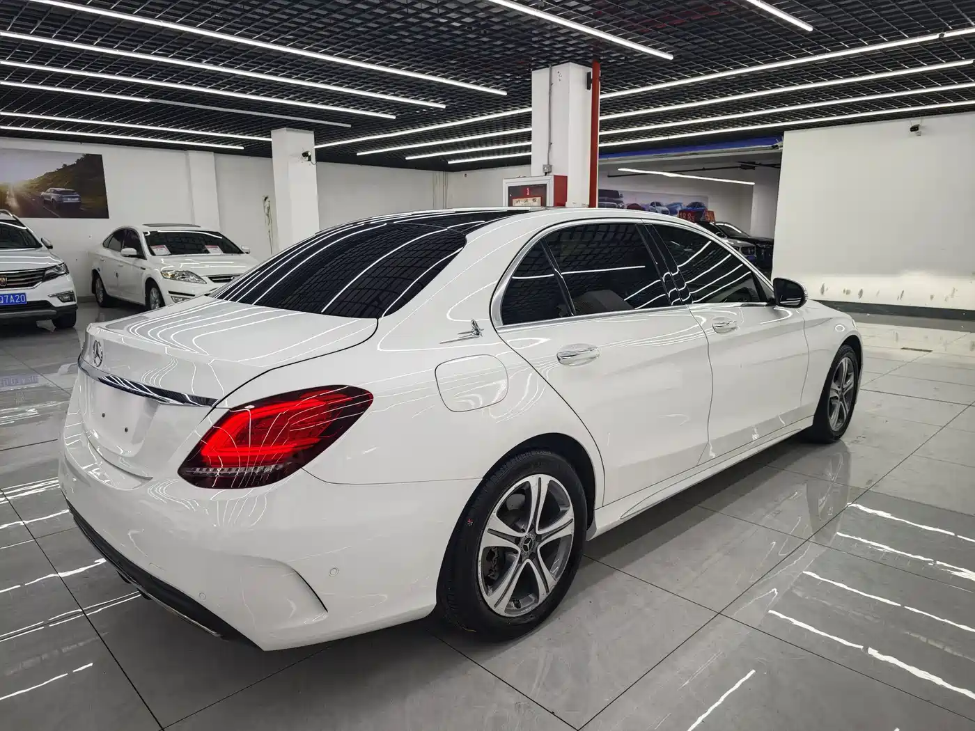 Mercedes-Benz C-Class 2020 C 260 L Sport фото 6