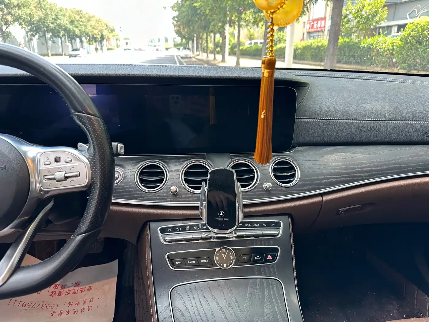 Фото 8 - Mercedes-Benz E-Class
