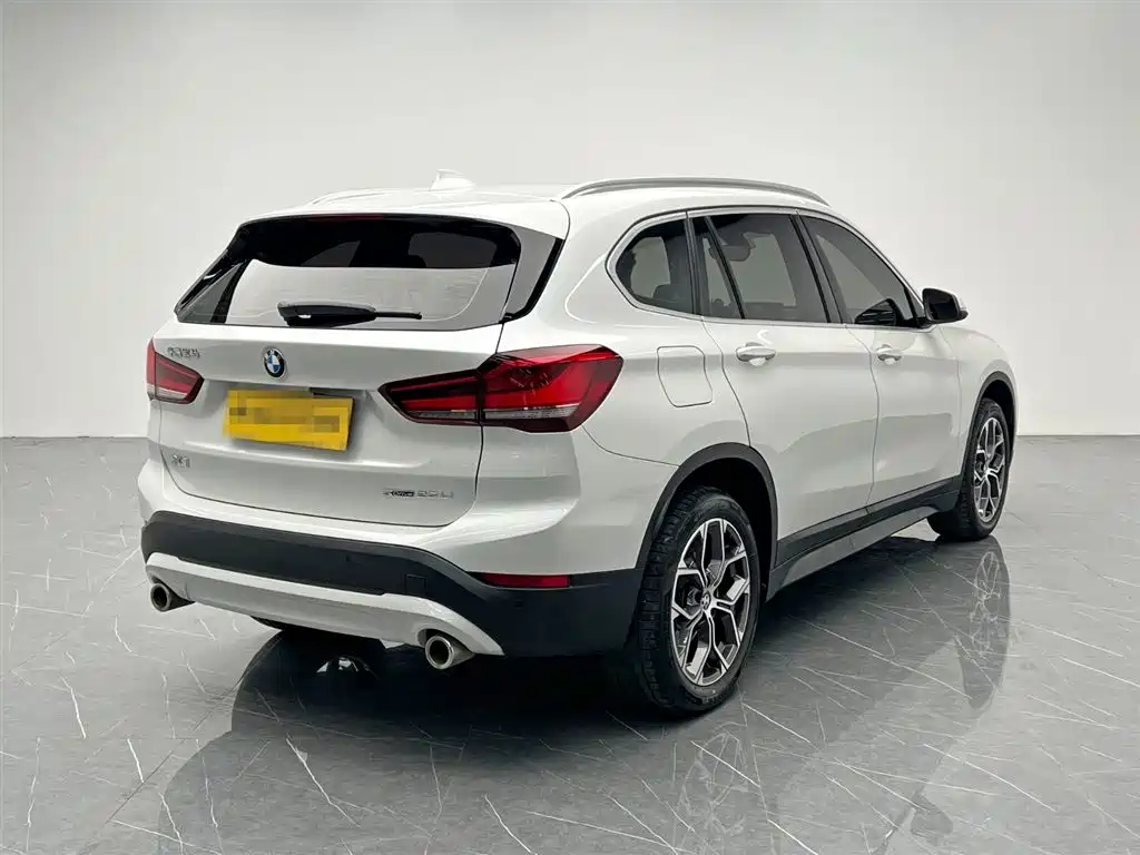 BMW X1 2021 sDrive25Li Leading фото 6