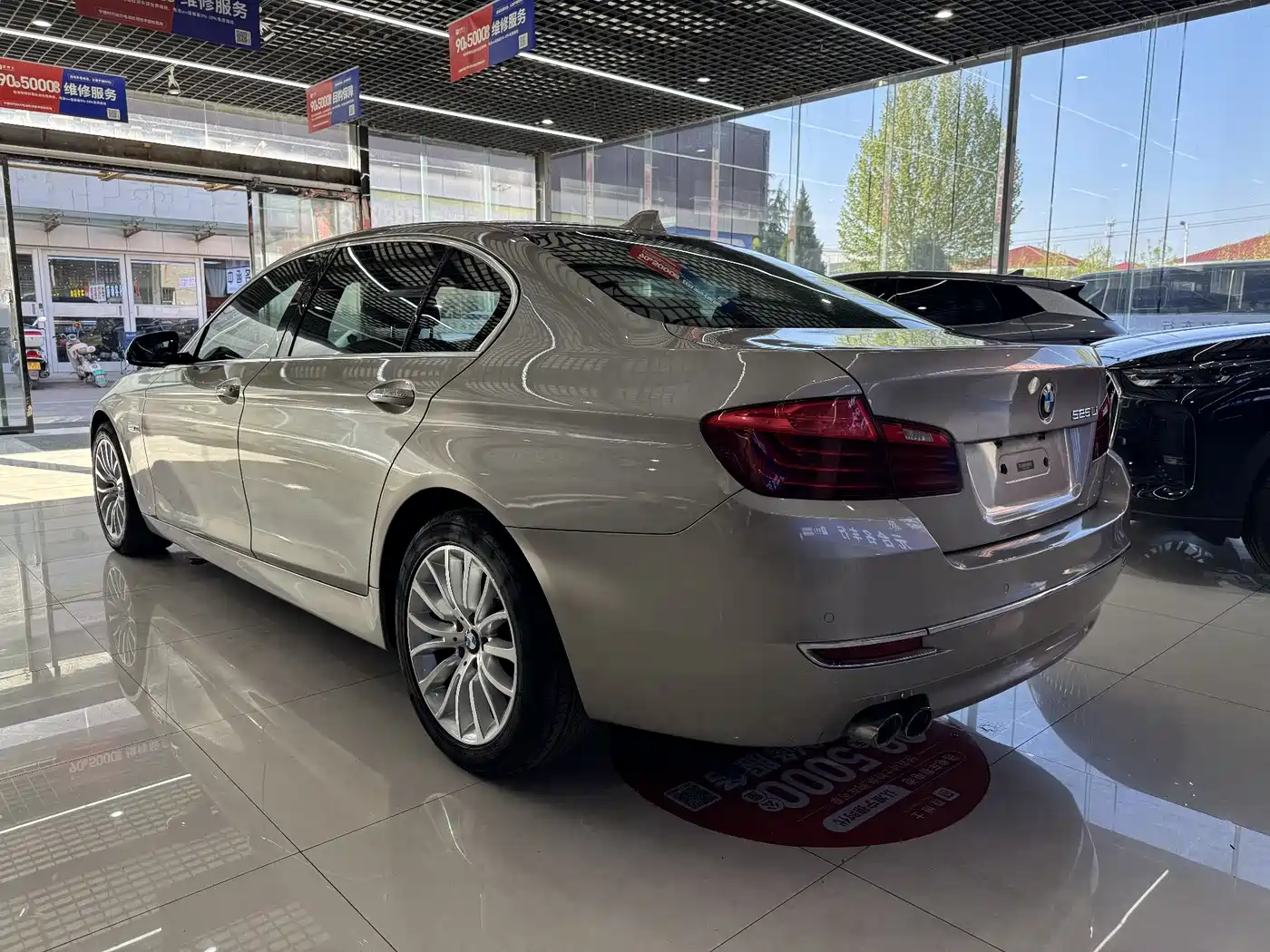 BMW 5 Series 2014 525Li Luxury Design Package фото 9