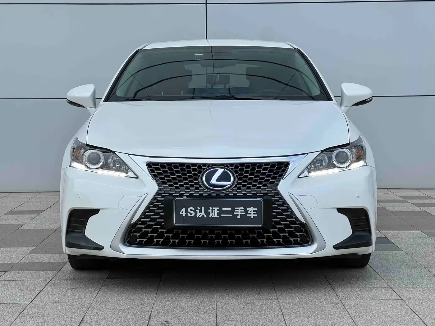 Lexus CT 2018 2017 CT200h Elite Edition Monochrome China V