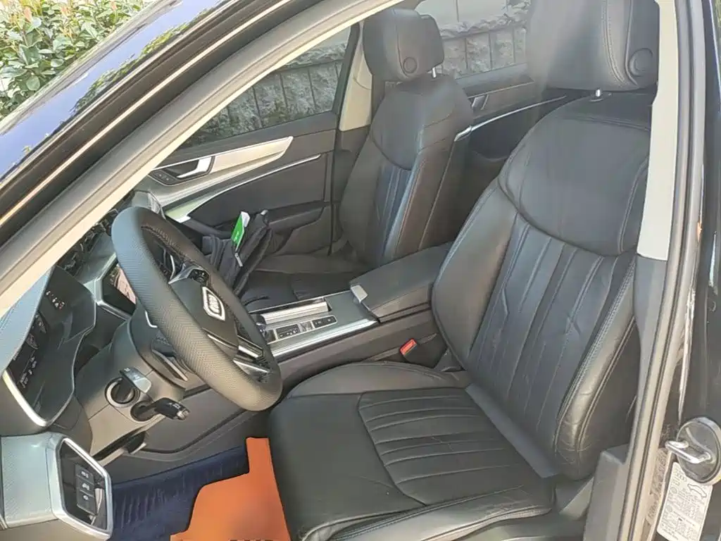 Photo 15 - Audi A6L
