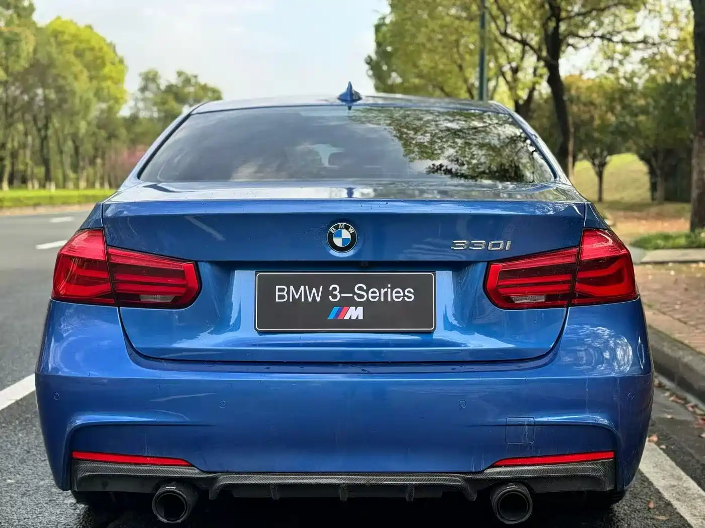 BMW 3 Series 2017 330i M Sport фото 8