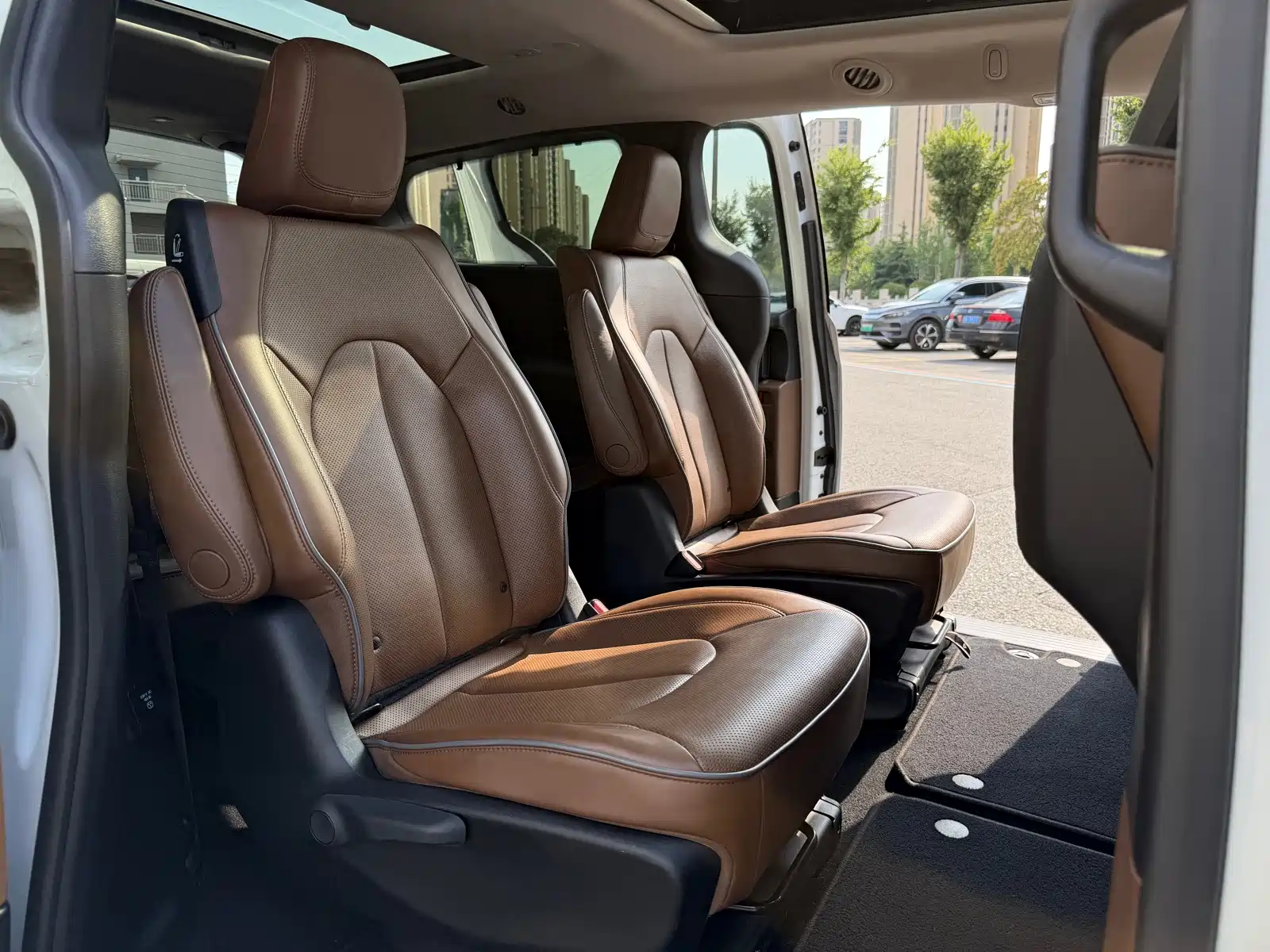 Фото 8 - Chrysler Pacifica