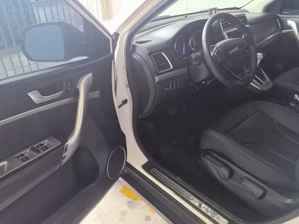 Haval M6 2018 2017 1.5T Automatic 2WD Urban