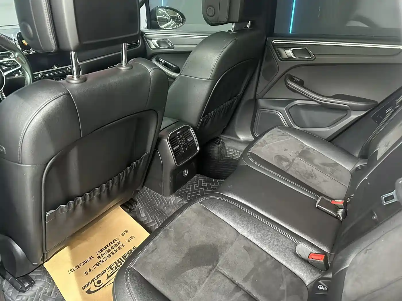 Porsche Macan 2018 Macan 2.0T фото 10