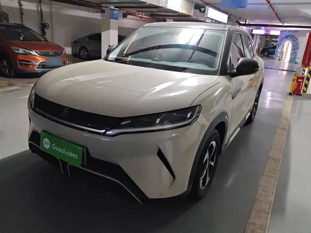 BYD Yuan UP 2024 401KM Leading Edition