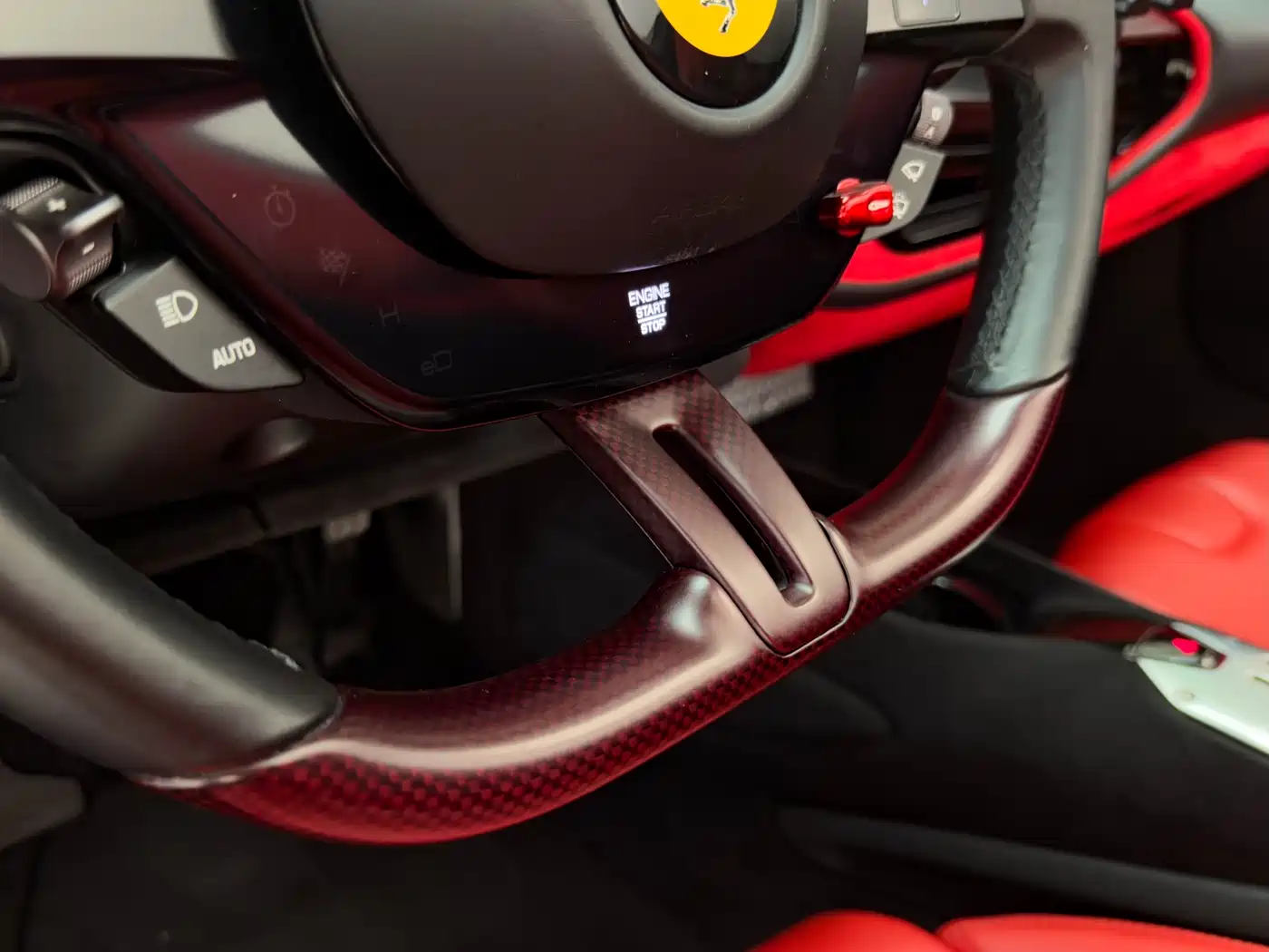 FERRARI SF90