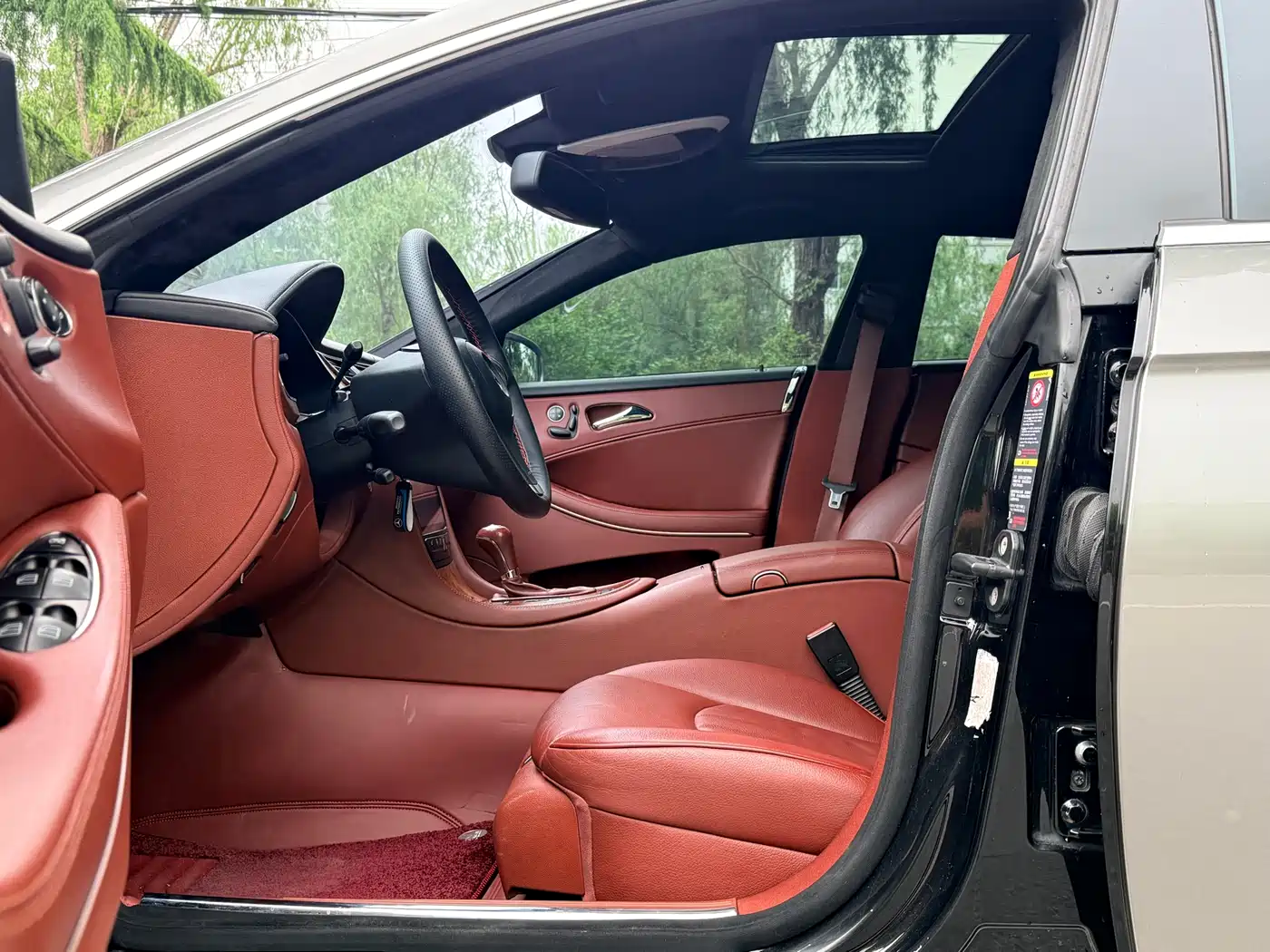 Mercedes-Benz CLS 2009 CLS 300 фото 10