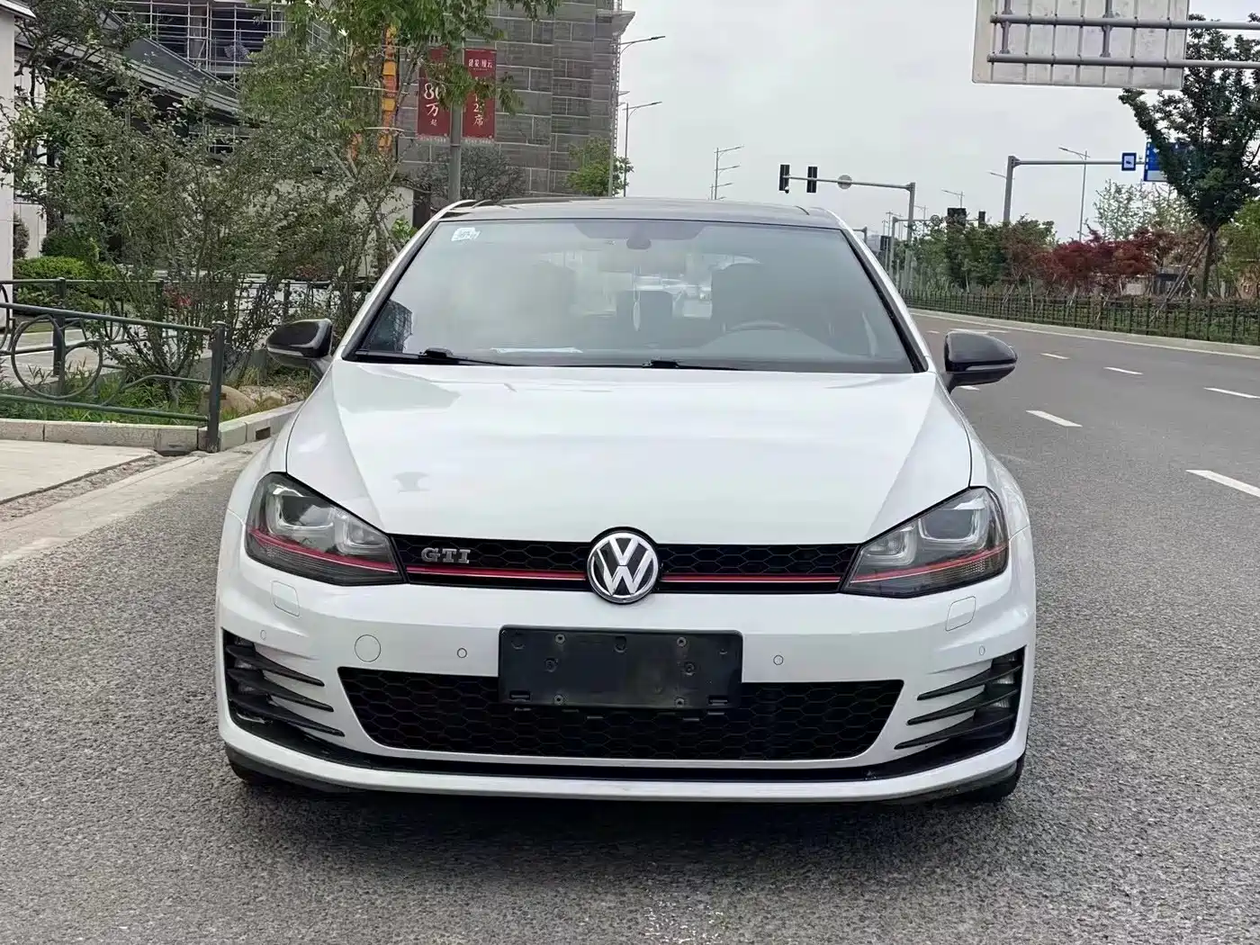 Volkswagen Golf GTI 2016 2.0TSI GTI фото 2