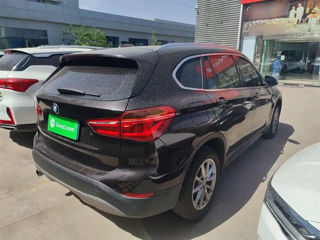 BMW X1 2019 sDrive18Li Fashion Model фото 7