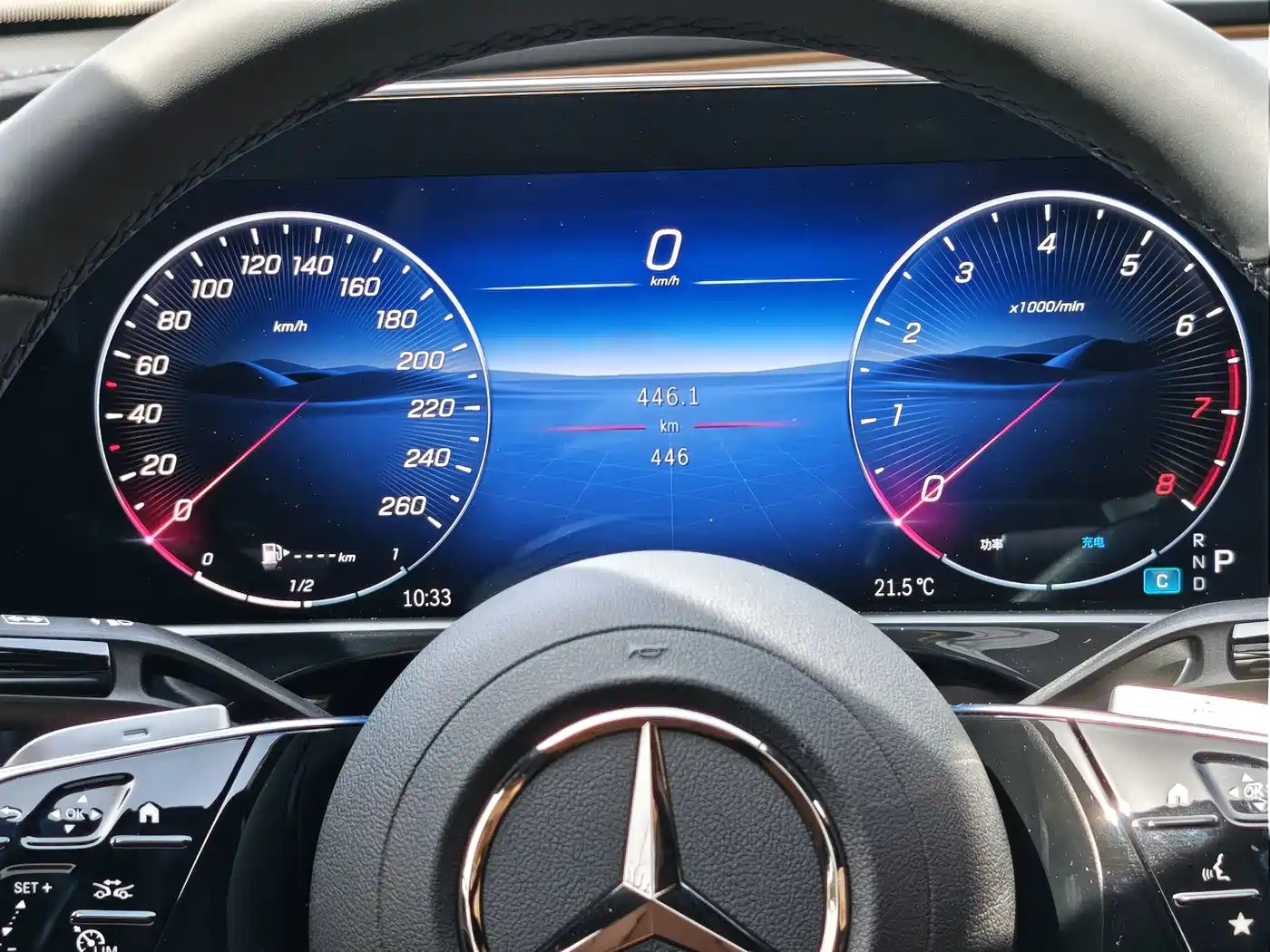 Mercedes-Benz E-Class фото 14