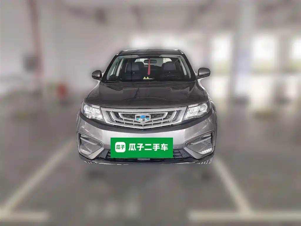 Фото 24 - Geely Atlas